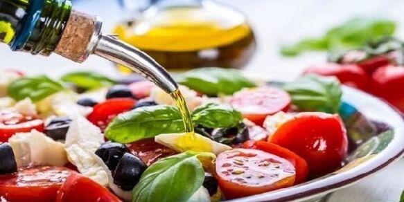 When preparing Mediterranean diet dishes, olive oil is a must. 