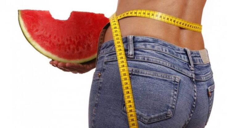 Lose weight through the watermelon diet